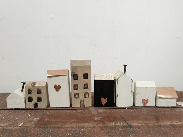 OldHatBazaar's tweet photo. How wonderful is this little village? Yesterday was our first 'Woodwork for the Terrified' workshop. For this beginners session we intentionally assumed that everyone had no experience whatsoever and then started from scratch. Now, for our workshoppers, … https://t.co/lercDwdhRx https://t.co/kdUGf2ZPs2