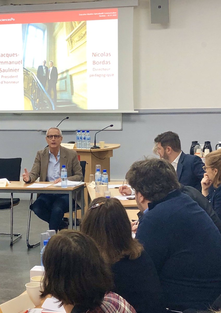 JESaulnier's tweet photo. 🎓 Séance inaugurale de la 9e promotion de l’@EMSCOMScPo dont j’ai le plaisir d’être le Président d’Honneur. Merci à @nicolasbordas, @HeleneTinlot et au comité pédagogique de m’associer à cette dynamique en relais de @_LouiseB . #emscom #rentreeScPo https://t.co/mb21o5zpgP