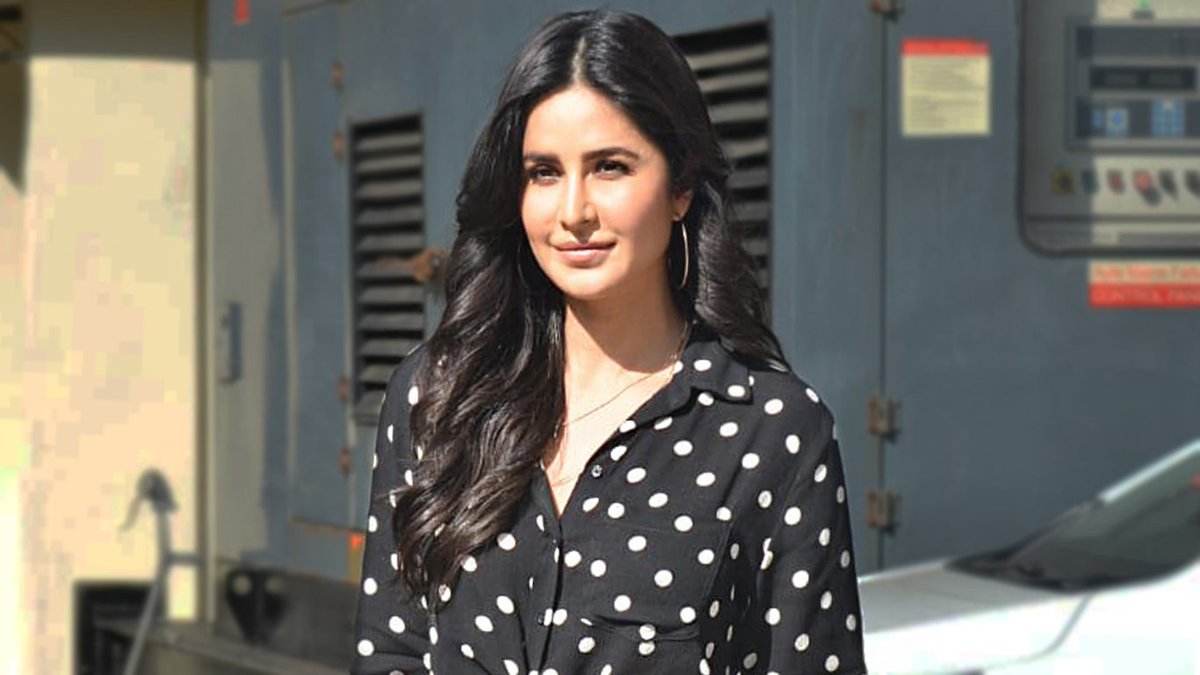 Katrina Kaif Really rocked in polka dot trend dress.

#Bollywood #Dresses #Celebrities #PolkaDotDresses #KatrinaKaif