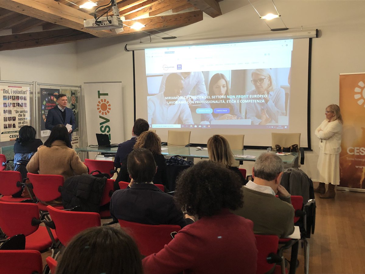 Ospiti di <a href="/Cesvot/">Cesvot</a> #Firenze, diamo il via al primo #workshop 2020 di EUconsult. <a href="/RaffaelePicilli/">Raffaele Picilli</a> presenta l’associazione e le attività annuali #terzosettore #consulenza