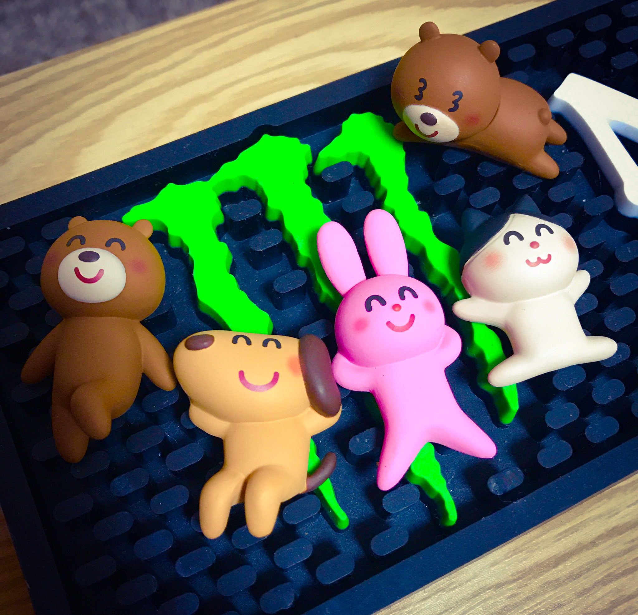 ナベユカ 派手popｲﾗｽﾄﾚ ﾀ Auf Twitter いらすとや箸置きガチャ コンプリィィィィィーーーーーッッット いらすとや