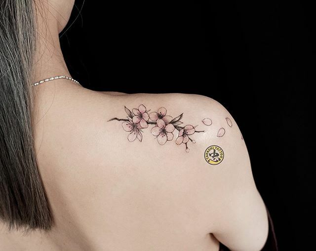 Top 79+ geranium flower tattoo in.eteachers