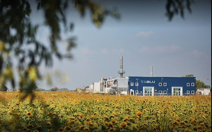 Siglato accordo con Idealservice per #acquisizione di I.BLU, società operante nel mercato recupero #plastiche. L’operazione consente a #IrenAmbiente di divenire leader nella selezione delle plastiche #COREPLA e nel trattamento del #plasmix ireninforma.it/accordo-tra-ir…