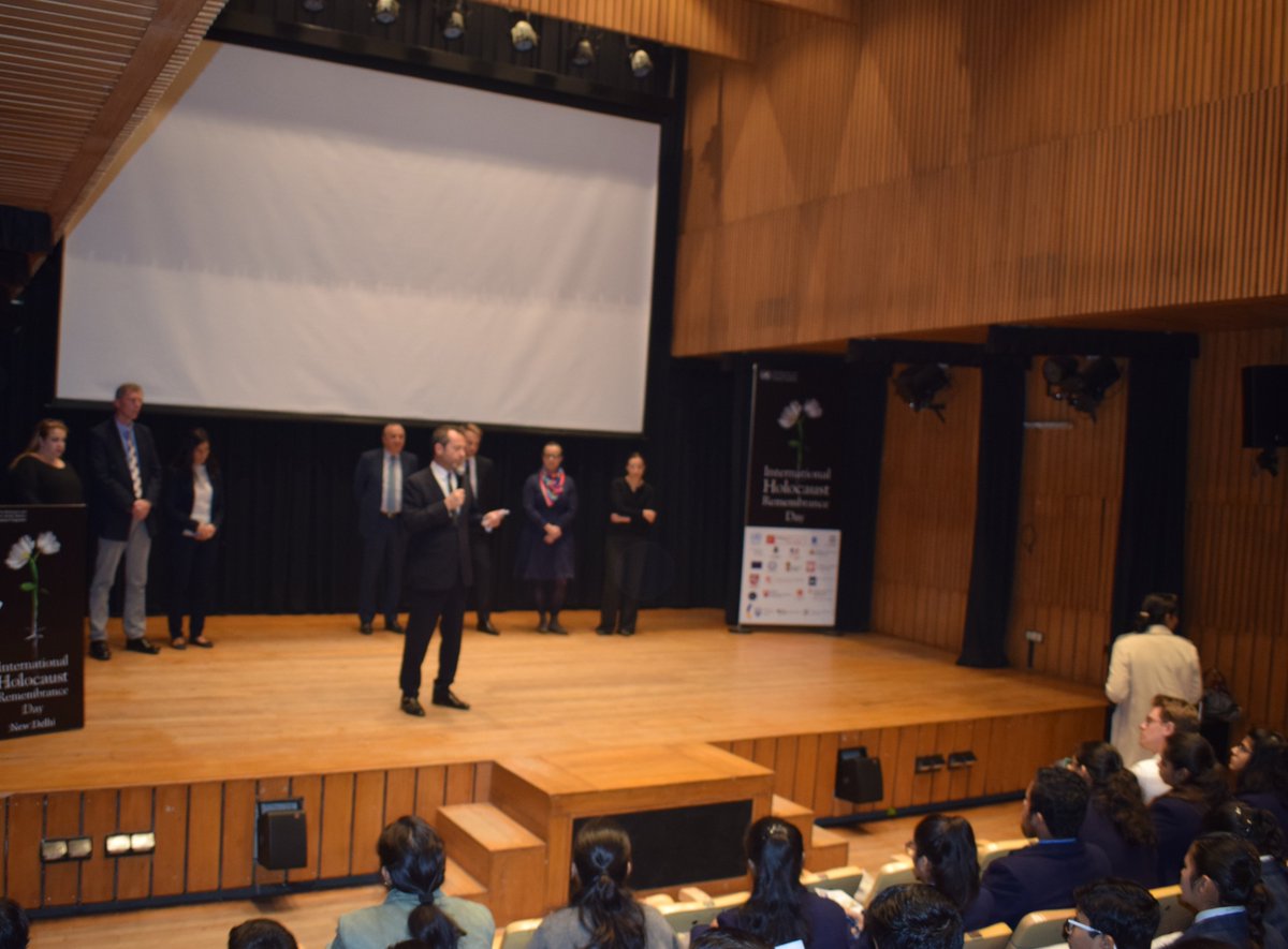 15 Diplomatic Missions - 15 schools - 150 students 

Participants @UN #India's International #HolocaustRemembranceDay organised in collaboration with @alliancefrdelhi @unesconewdelhi @IsraelinIndia. To remember past crimes with an eye towards preventing them in the future.