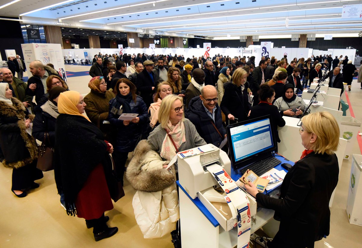 Clq_Group's tweet photo. Près de 4 000 participants ! 
Vrai succès pour @parisantefemmes, premier événement scientifique et fédérateur dédié à la santé des femmes. https://t.co/ix4OF09UKY