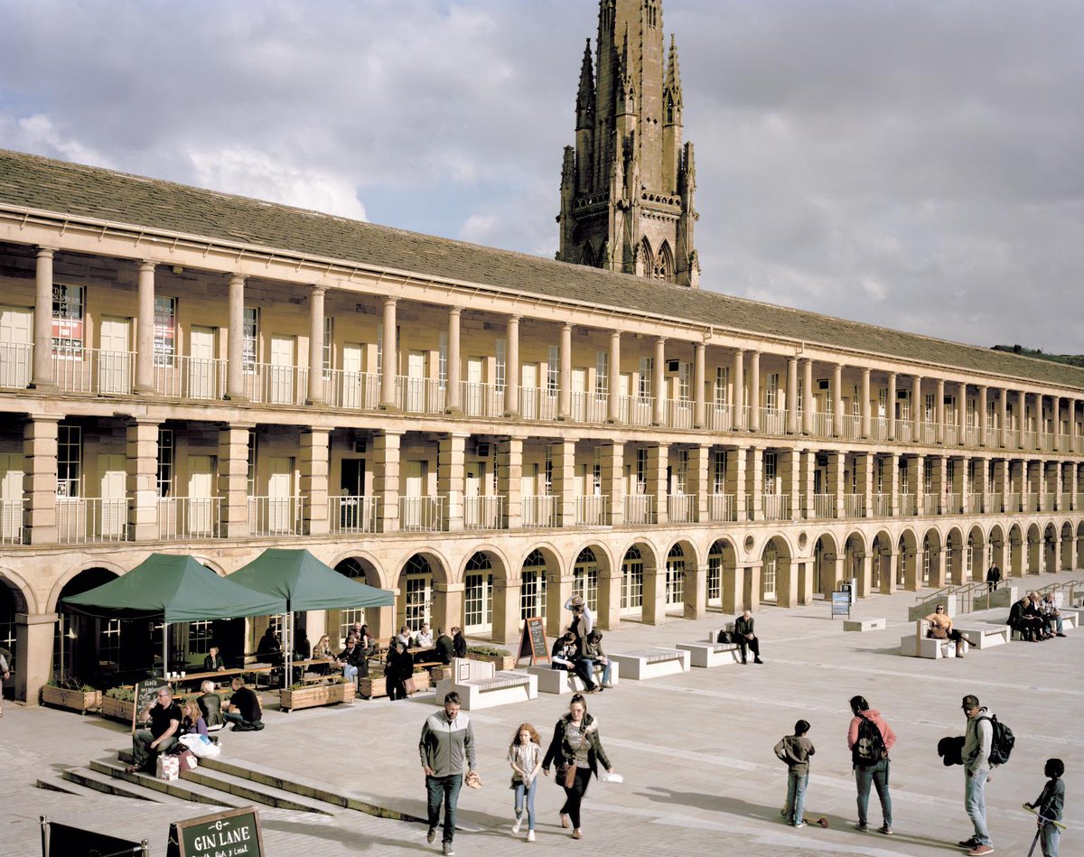 HistoricEngland's tweet image. Building Better, Building Beautiful Commission’s report, 'Living with Beauty', highlights heritage as an important part of what makes places special, distinctive and beautiful.

bit.ly/37Fdl8D