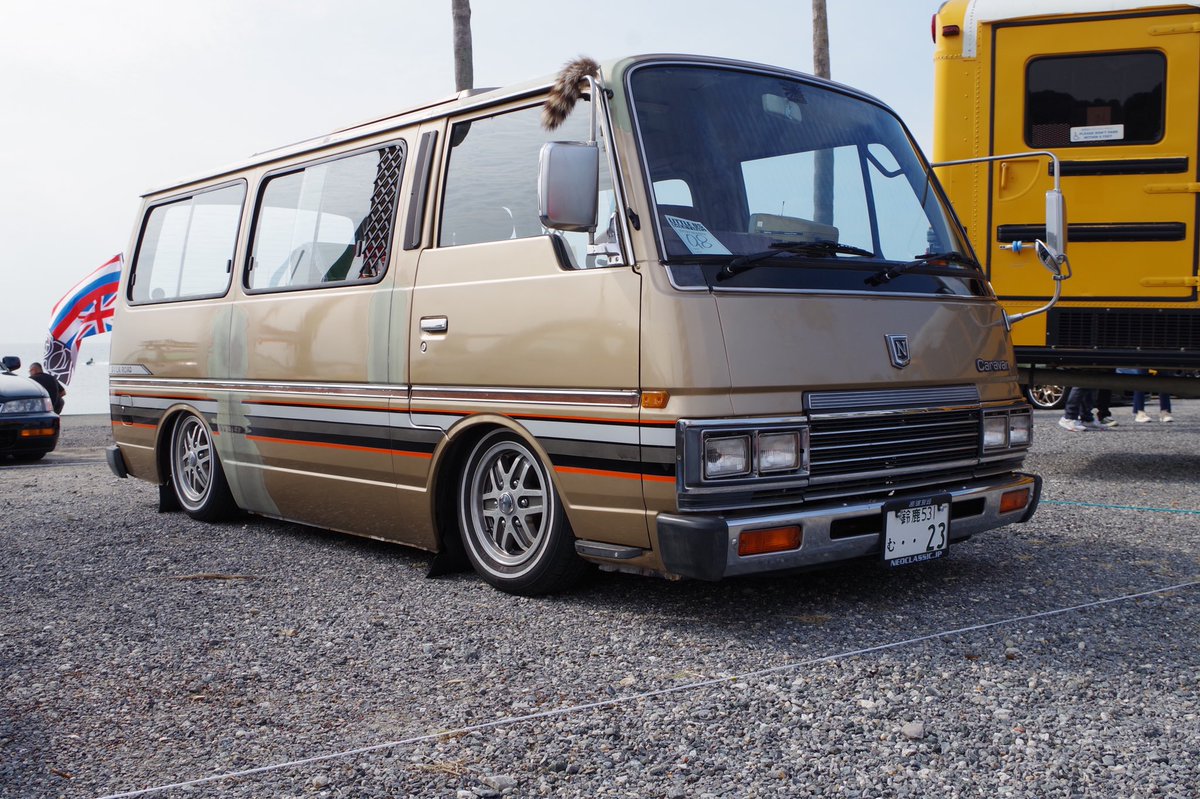 E23キャラバンホーミー ロールーフ用スポイラー