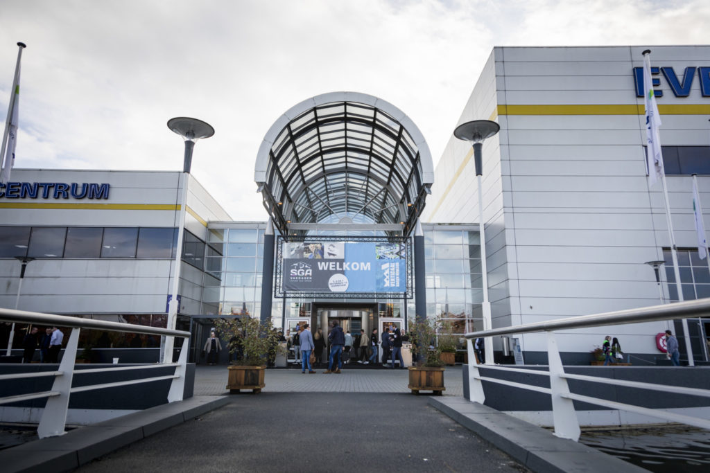 SAVE THE DATE: We zijn alweer volop bezig met de voorbereidingen voor de editie van 2020. Van 3 t/m 5 november 2020 wordt Evenementenhal Gorinchem het walhalla voor de schilder-, glas- en afbouwbranche! 

Ook deelnemen 👉 sga-gorinchem.nl/boek-uw-stand/  #SGAvakdagen #SaveTheDate