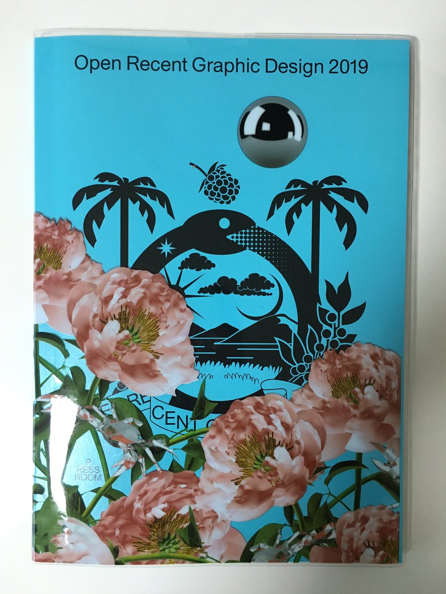 _itti's tweet image. 2018년에 리뷰로 참여한 orgd 도록에 이번에는 편집과 번역으로 참여했습니다 책 너무 아름답네요 ✨🌸🦀🐍🏝🍇🏔🌟