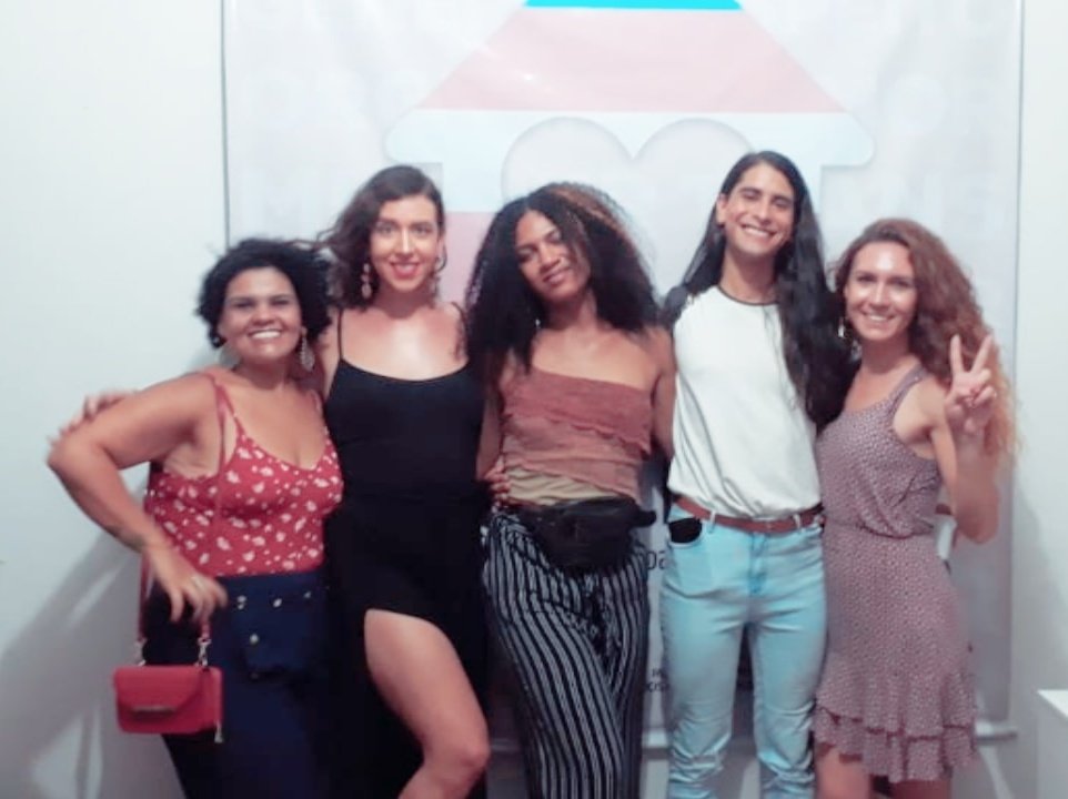 jasmyne_kings's tweet photo. Ontem foi uma noite para prestigiar e representar com alegria.
29/01 dia da visibilidade trans, e com isso a inauguração da Associação Gold! Com um espaço para garantir o suporte de pessoas T+
Unidas seguimos, em busca da nossa glória.
#representividade
#trans
#transfinissimas https://t.co/Cos9AxKTqo