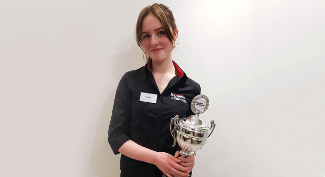 // Winnaar NKA Award 2019: Romée de Vos 🏆 // Aan het einde van het jaar vindt altijd de jaarlijkse NKA Award plaats. Studenten nemen het tegen elkaar op tijdens een watergolfwedstrijd. De creatie van Romée de Vos is als winnaar bekroond! bit.ly/2GCSqHf #blog #nka