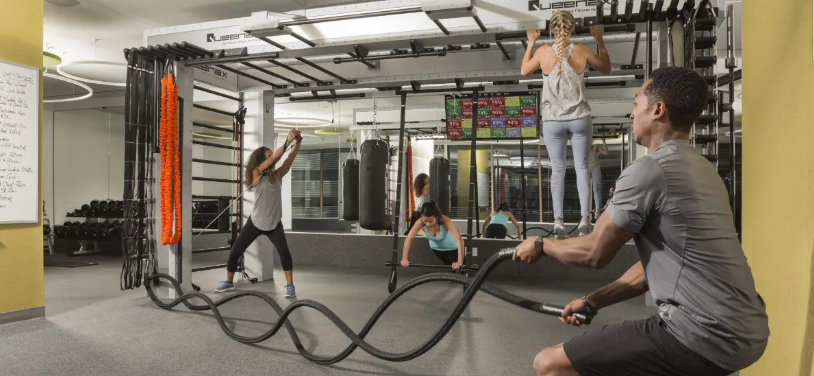 Queenax® Puts the "FUN" in Functional Training!
Ask us about creative ways to implement effective and versatile group training into your rec center. Speak to a member of our commercial team spartanfitness.ca/pages/education
#Precor #grouptraining #bodyweightworkout #functionaltraining