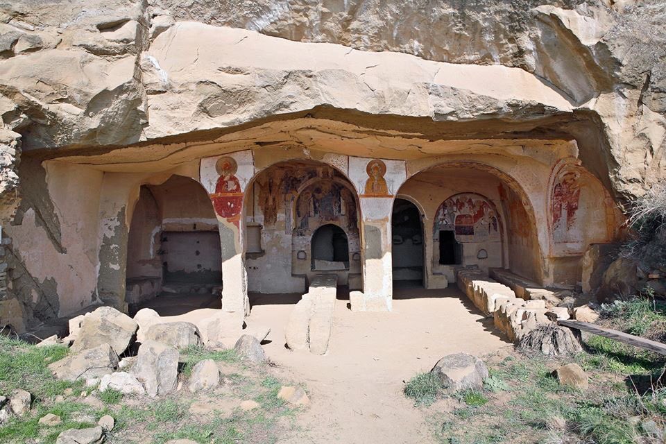 khiflorenz's tweet photo. As a result a globally unique documentation of the medieval monuments of Georgia is available in our digital #PhotoLibrary:

🔎 https://t.co/Jpkz3wi1ju

#ArtHistoryinFlorence #ArtHistory #MedievalMonuments #Caucasus #Photography @ChubinashviliC https://t.co/pxlPbuQ0TC