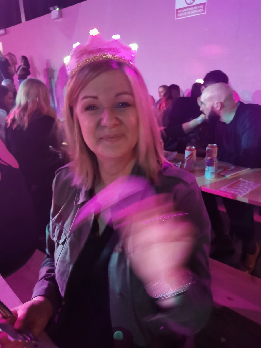 mrog1991's tweet photo. So proud of my mum who retires today after over 35 years of service for the NHS ❤️🎉 love you to bits @HanlonAnn @Mersey_Care https://t.co/VFZZfnZTRj