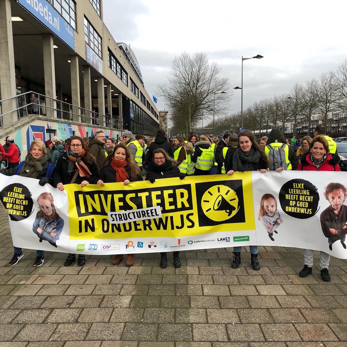 CCrien's tweet image. #wijonderweis #onderwijsstaking #