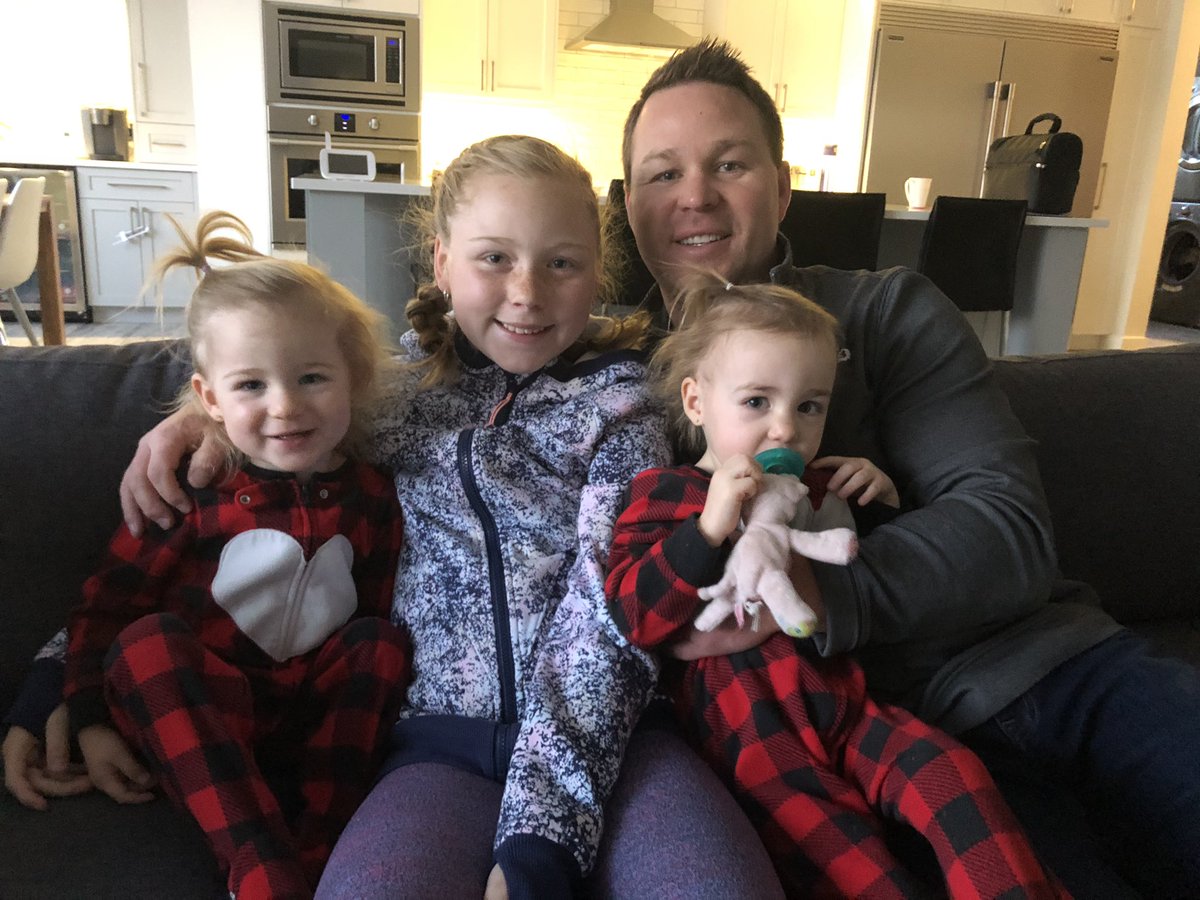 AlexAlexgilb's tweet image. #girldad