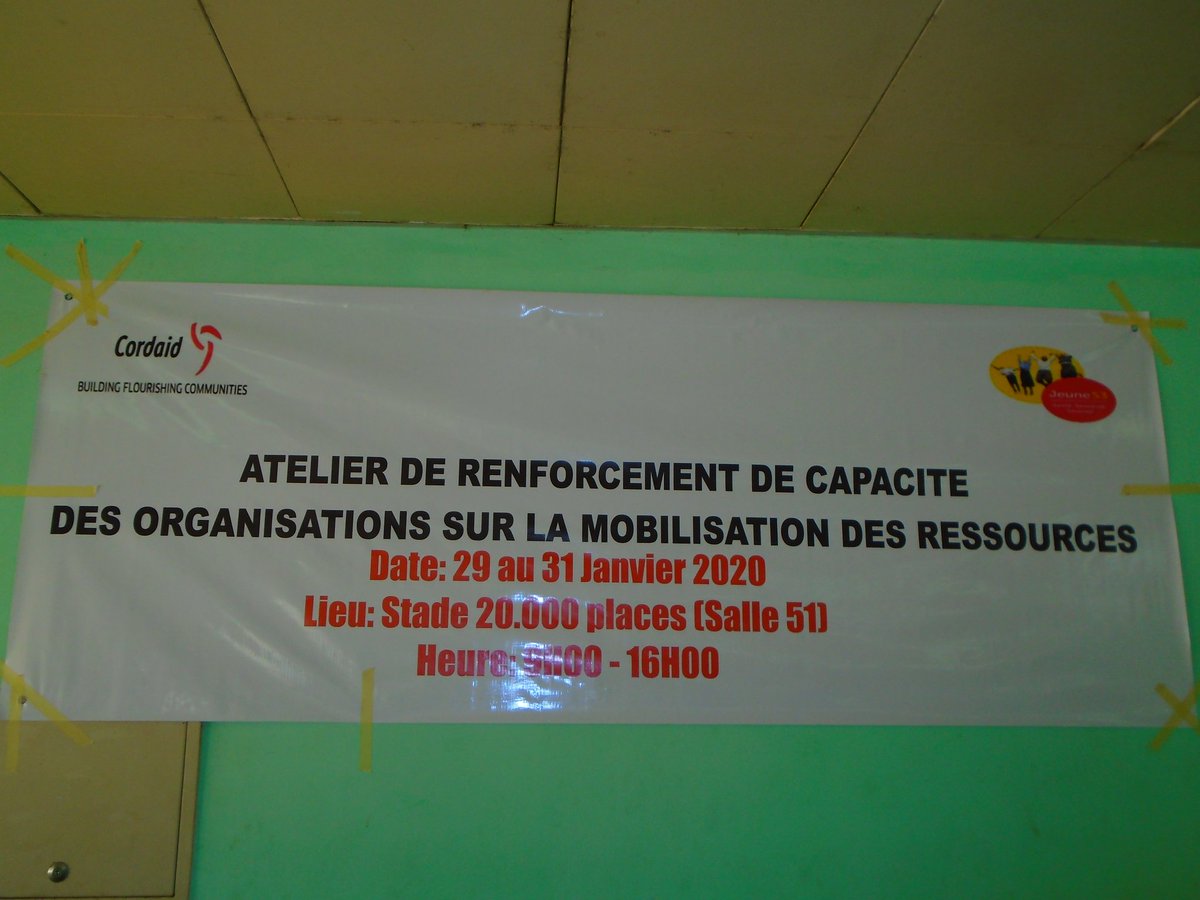 FrankNgongba's tweet photo. Atelier de renforcement des capacités des responsables des organisition des jeunes sur #la_Mobilisation_des_ressources dans le cadre de la perenisation du programme @Jeune_S3 #RCA dont les responsables du @MAJ #Centrafrique ont pris part.
#Cordaid_RCA
@jeuneS3
#ACABEF
#Afrikforum https://t.co/pS8o4JpvKU