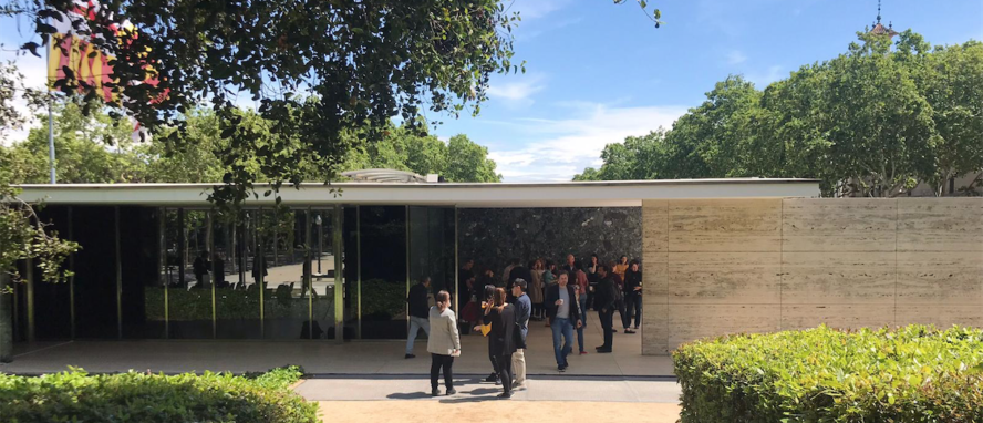 FundacioMies's tweet photo. Des de la @FundacioMies ens fa molta il·lusió convidar-vos a la presentació del #Programa2020!
El proper dia 4 a les 10h al #miespavilion us explicarem les activitats que tenim a punt per la propera temporada:
https://t.co/8E2n5uF4Qg
Confirmar assistència a ➡ rsvp@miesbcn.com https://t.co/Bgyc34pLo9
