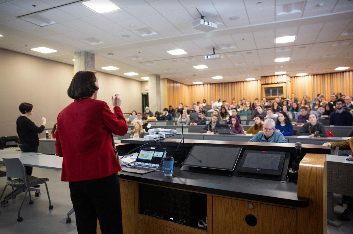 RITscience's tweet photo. We would like to thank our distinguished speaker, Dr. B. Paige Lawrence from the @UofR, for her informative seminar titled, 'Environmental Influences on the Immune System.' 

#immunesystem #environmentalinfluence #immunology #biology https://t.co/ZeLFQwcg2O