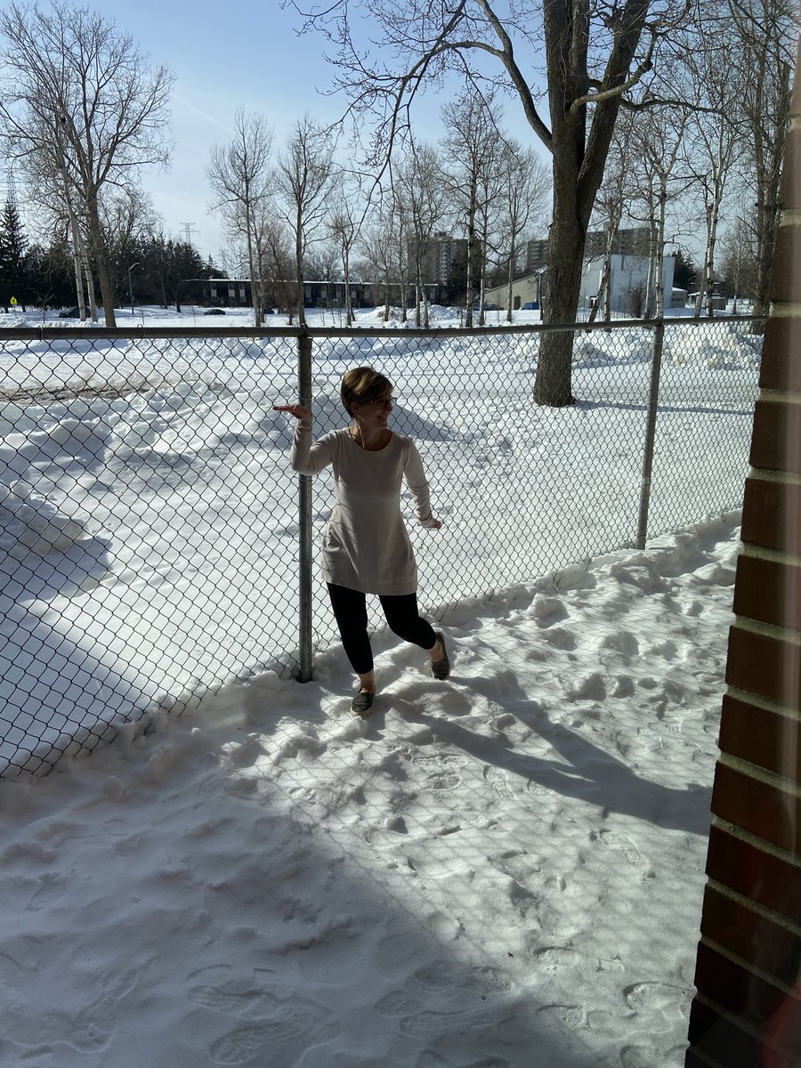 Will there be 6 more weeks of winter or not Mrs <a href="/CA_Bohn/">Carol Ann Bohn</a> ? 😉☃️🐻