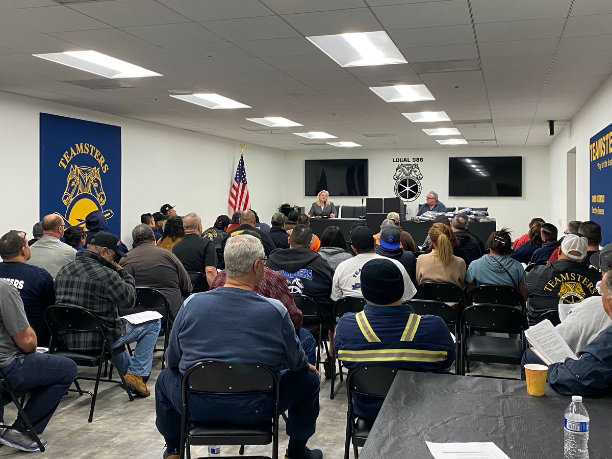 Teamsters986's tweet photo. Teamsters Local 986 Shop Steward Meeting, which featured our staff Attorney Debra Goldberg.  Attorney Goldberg reviewed the grievance process, rights, and responsibilities of the shop steward.
#UnionStrong #Teamsters https://t.co/nxDolejn8F