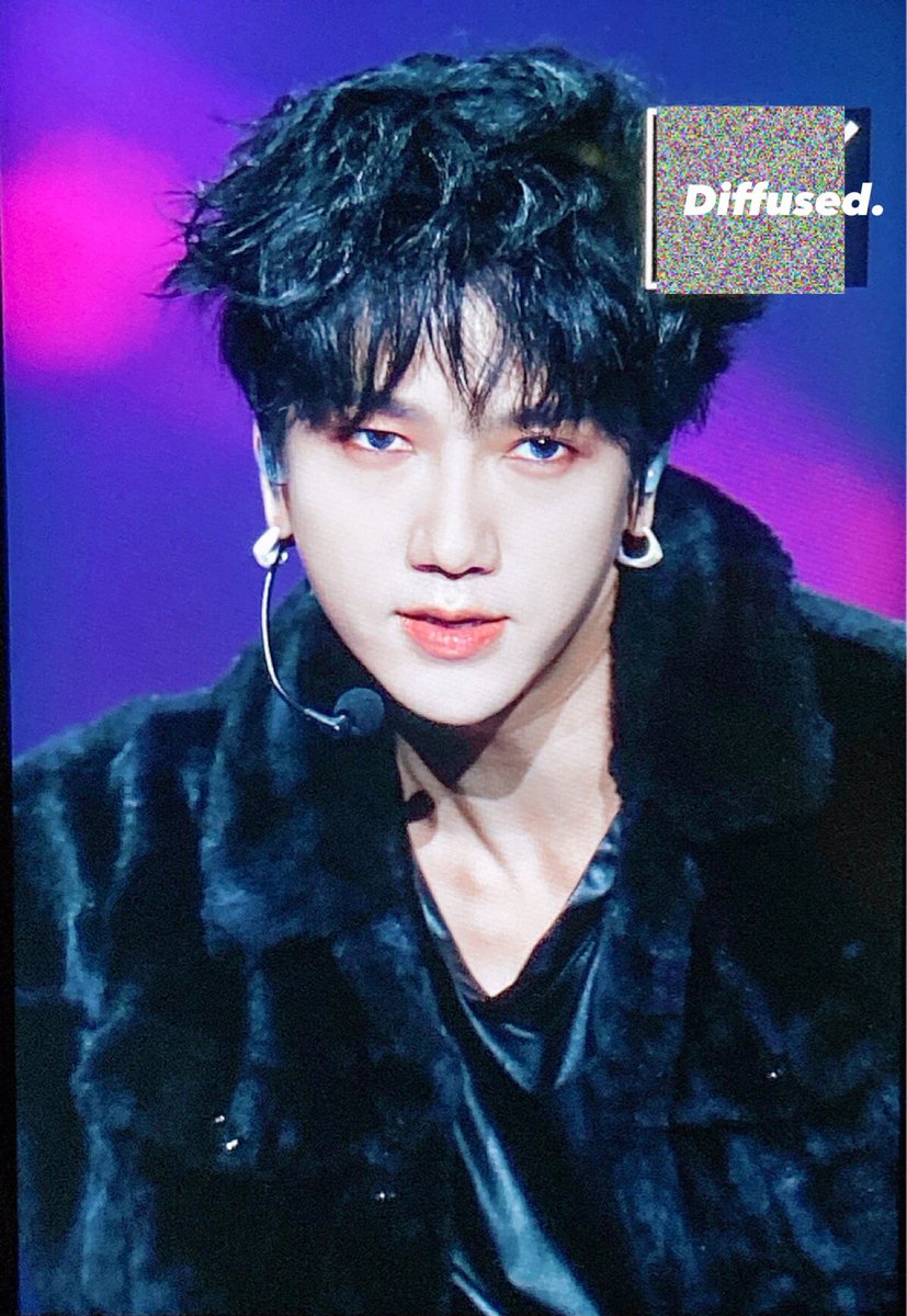 Diffused840824's tweet photo. 200130 서울가요대상▫️프리뷰
#Yesung #예성 #김종운  #藝聲 #イェソン 
#SuperJunior  #슈퍼주니어 https://t.co/XpghgDplSR