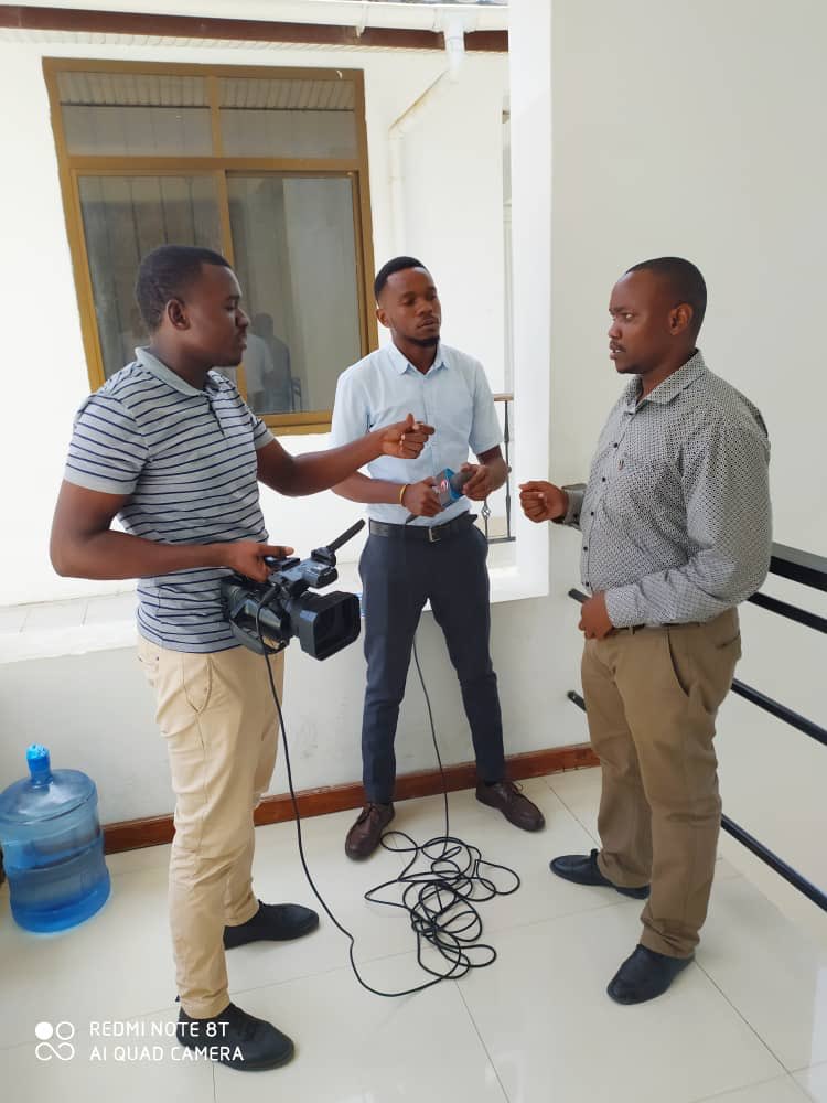 Earlier yesterday: 
Excited to have facilitated Youth Peace Talk embedded with the theme “Youth &amp; Digital Literacy “ more than 60 youth attended the round table discussion which was productive and prosperous
#SDGs <a href="/opcb_tz/">Organization for Peace & Consensus Building(OPCB)</a> .<a href="/hwpl_kr/">HWPL</a>  @SAYoF_SADC <a href="/digigrassroots/">Digital Grassroots</a> <a href="/internetsociety/">Internet Society</a>