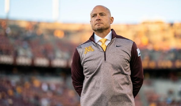 “If you surround yourself with the wrong people, you’re going to do the wrong things. If you surround yourself with elite people, you’re probably going to do elite things. Simple as that.” – P.J. Fleck amzn.to/29VuAc3