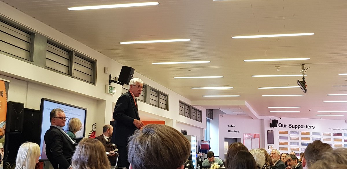 DACASixthform's tweet photo. Great event today at @blackburnyz to discuss important economical and social issues in Blackburn with Darwen. Thanks to Jack Straw for taking the time to talk to our students about politics and his experiences. #BlackburnWithDarwen #DacaSixthForm #BYZ #InspiringTheNextGeneration https://t.co/ywcRzquJSz