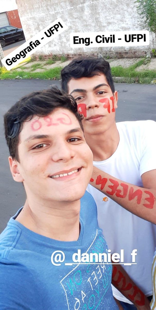 leaoferrer1's tweet photo. Felicidade me define nesse momento, por mim e pelos meus friends ♥️🙏 #partiufederal https://t.co/zfHi7RwCW4