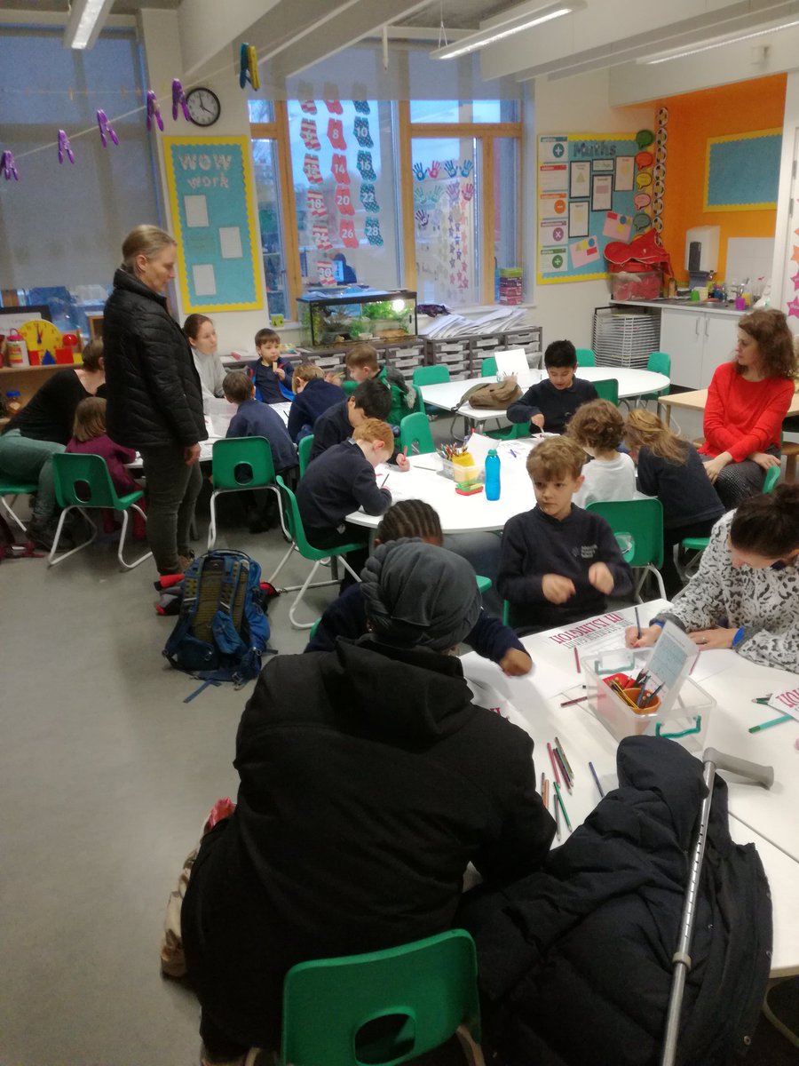 GardeningLm's tweet photo. Gardening club was in a class room today to finish off colouring in our grand design for #RHSHamptonCourtFlowerfestival, @RHSSchools it's a wild world competition. ππππ You will be surprised by this year's entry πππ #cold_an_wet #educating_kids @TheEnglishGard1 https://t.co/WTHJoD1RyN