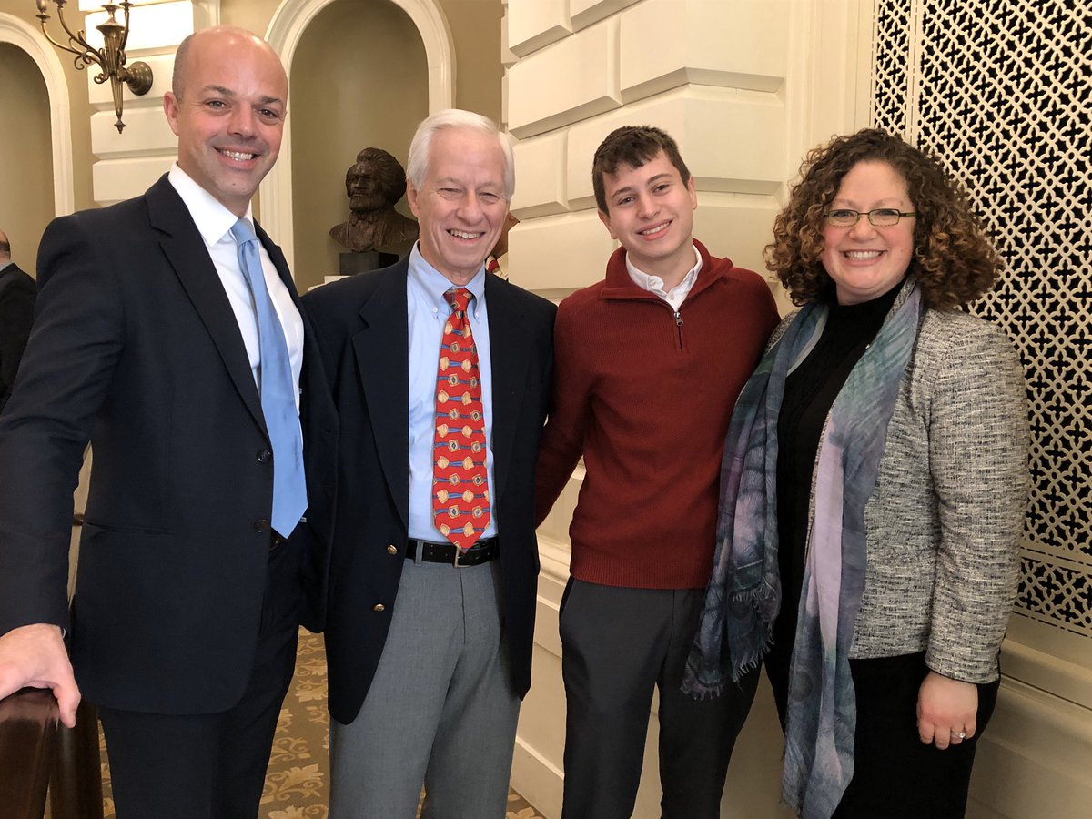 Here we go! @BarrettSenate now providing the overview of the @MA_Senate #NextGenCliMAte package on the Senate floor. 

So happy that my 16yo constituent-activist is here with his grandfather (from <a href="/adamghinds/">Adam Hinds</a> district!) to watch the debate. #MApoli #TodayInTheDome #Climate