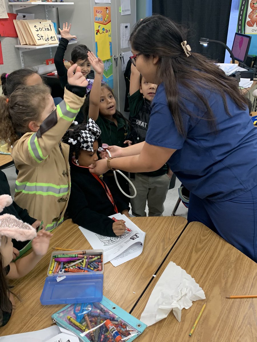 GarlandClassic's tweet photo. Career day at Garland Classical Academy was a success! We had multiple guest speakers with different careers come out and speak to our scholars about career paths they can take in the future!👩‍🚀👩‍🏫
Check out our Facebook for more pictures: 
https://t.co/OJ1mh1r8Pu https://t.co/W0UXcJonsm