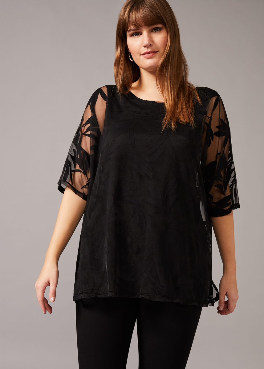 Because sometimes there's nothing better than your favourite black top. Update your essentials here > bit.ly/3aUS6BM

#Fashion #Daywear #Love #Style #Curve #Fashion #Curve #Plus #PlusSizeFashion  bit.ly/38VJOYD