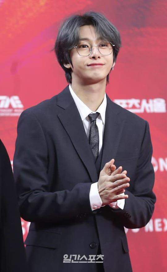 BB_Beem02's tweet photo. แม่คะหนูแพ้ผู้ชายที่ใส่แว่นแล้วยังหล่อได้ค่ะ💕Him so very perfect for me. 

#hyungwon #ฮยองวอน #ฮยองวอนโพผัว #MONSTA_X https://t.co/lQcjfANqPr