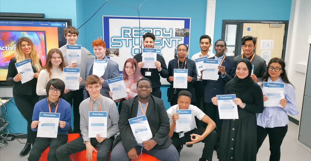 LDE_iguru's tweet image. Always wonderful to celebrate @LDEUTC learner achievement as a result of meaningful employer engagement.  Learners receiving praise and certificates from @Promethean for demonstrating a "fantastic digital skillset" whilst running workshops &amp;amp; presentations @Bett_show #Bett2020