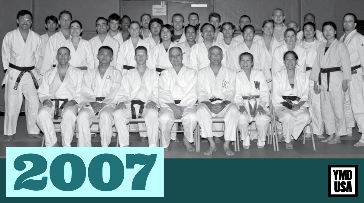 yongmudousa's tweet photo. #ThrowbackThursday to 2007, when many of our #blackbelts nation-wide gathered for a belt test and this photo. Can you spot some of our longtime members and instructors? #MartialArts #yongmudo #yongmoodo #BlackBelt https://t.co/J8Kd0k99H3