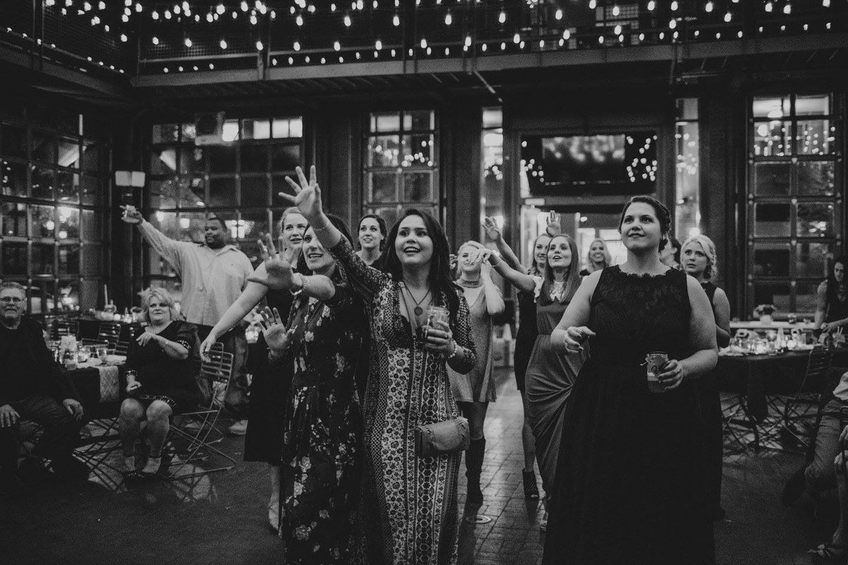 Klanew's tweet photo. check out the look of sheer terror that we might actually catch the bouquet #shook #tbt https://t.co/sX8wMqsKX6
