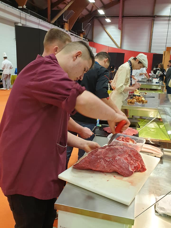 CfaCecof's tweet photo. Nous vous attendons nombreux au salon @Ain
'Formations Orientation à Bourg-en-Bresse pour découvrir nos métiers rimant avec passion et réussite et nos formations du CAP au BTS. 2/2 https://t.co/0ov586Kviw