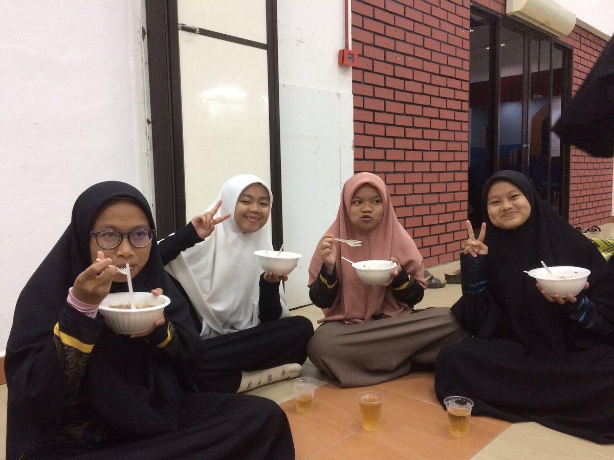 officialhabibat's tweet photo. LIVEUPDATE: USRAH WADA' HABIBAT ANJURAN LAJNAH TARBIAH DAN KEROHANIAN 🌹📿
- "SETELAH KU DIMILIKI KEMBALI"- | Dewan Johor, APIUMNP | 30 JANUARI 2020 | Jam 6.30p.m. - 11.00p.m.
#UsrahWada19/20
#Take19/20 https://t.co/n7YDQgpq5a
