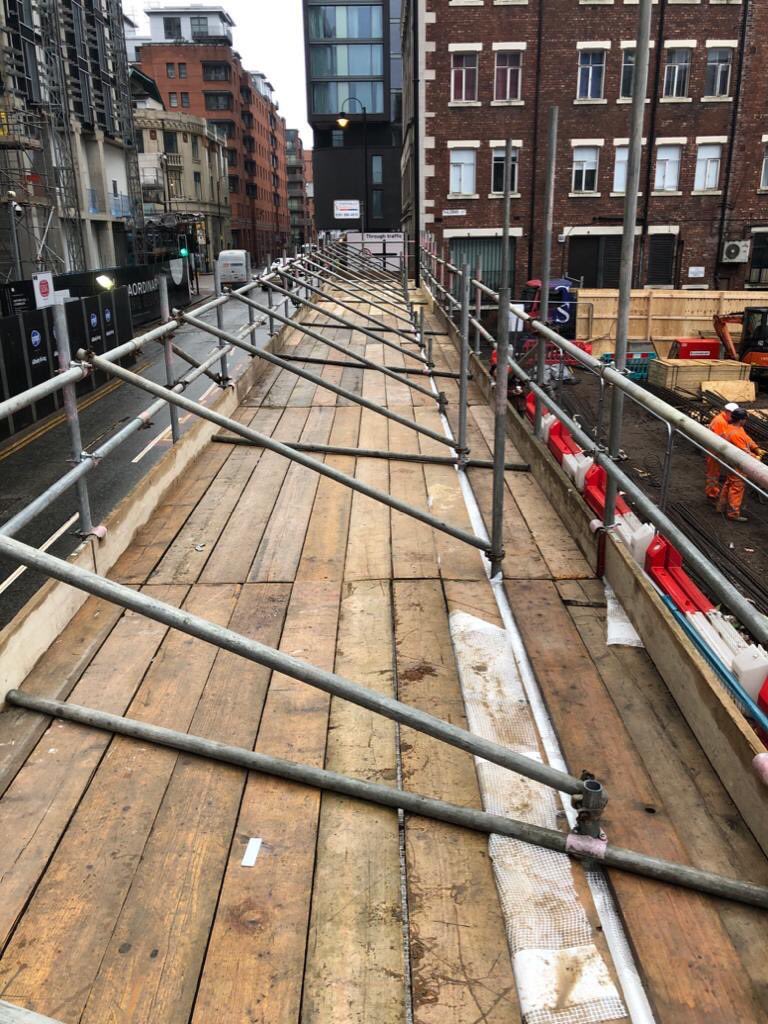 ConnollyScaffo1's tweet photo. Our live job for McAleer &amp; Rusche in the centre of Manchester. They are going to be building a brand new 17 storey hotel. This scaffolding is protection for piling works and the overall safety of the public! #scaffolding #construction https://t.co/EPTI23iYd2