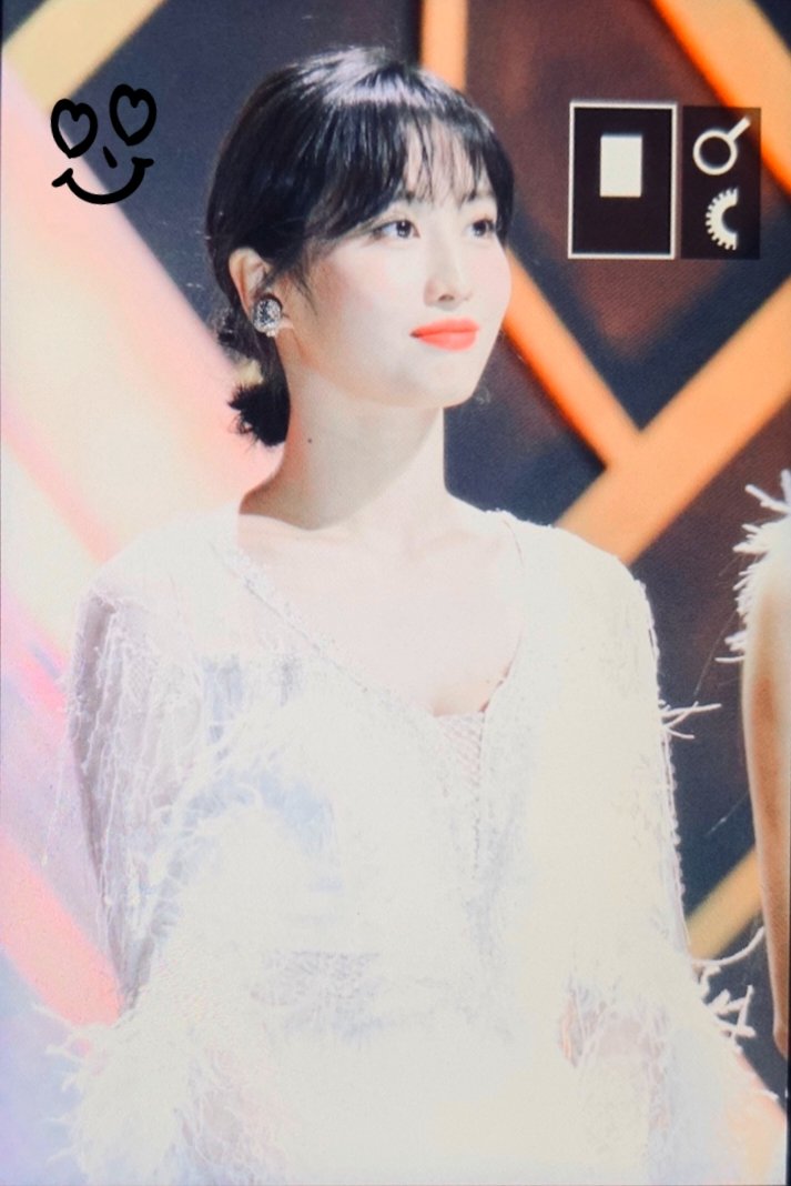 heartempty_mm's tweet photo. 200130 SMA 
#트와이스 #TWICE #모모 #MOMO #もも https://t.co/saCMRr0i5D