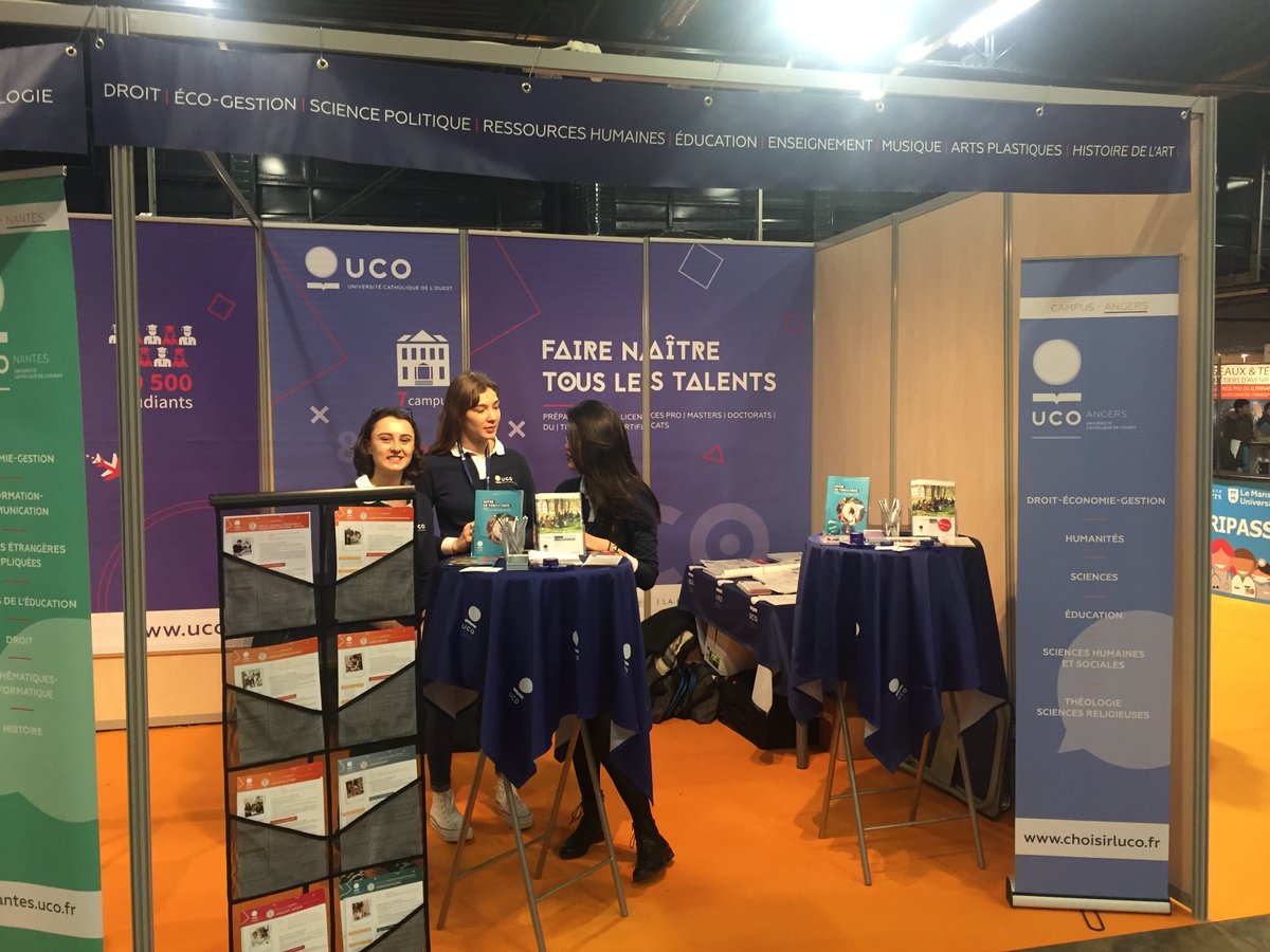 UnivCathoOuest's tweet photo. 🎓 Pendant 3 jours, l'UCO et ses ambassadeurs vous attendent nombreux au salon #FormaSarthe ! 
📍RDV au Centre des expositions #LeMans | hall D | stand B02 #Licence #Orientation #Université #Parcoursup https://t.co/jRlgAbwKxZ