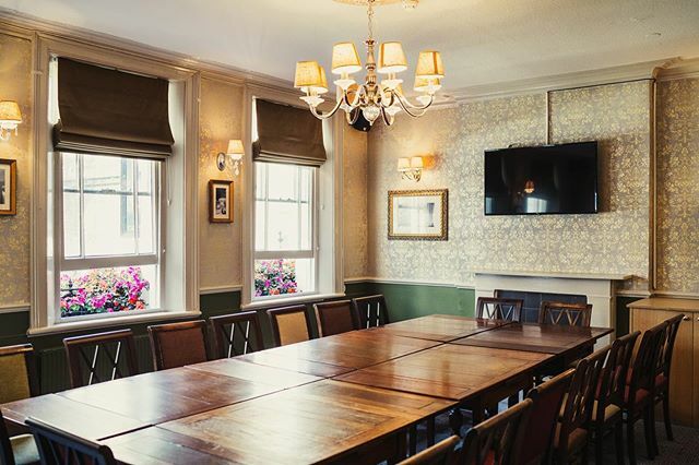Are you looking for private space for your meeting or party? We have our amazing Function Room for you then! ☝️ It is also available to reserve for all the Six Nations games! If you wish to do so, we will be treating you with a round of Guinness on the h… ift.tt/2RI8Qop