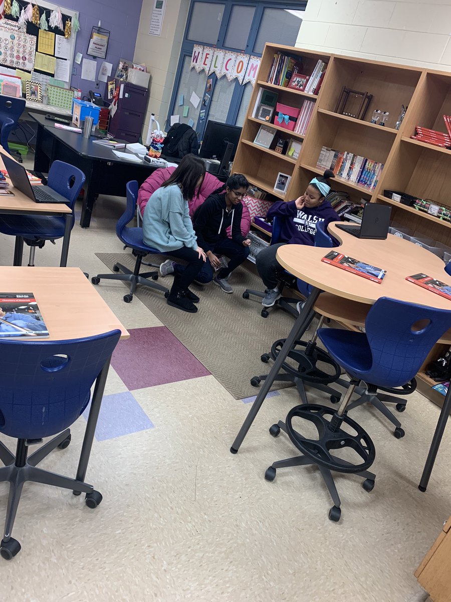 Mrs_Pulsifer's tweet image. Ss are loving the new flex seating options! Tons of space to record their @Flipgrid videos that teach about molecular structures! @LabAids @SEPUP_UCB #novipride #middleschool #7science #schoologyAMB