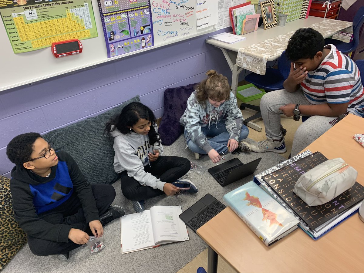 Mrs_Pulsifer's tweet image. Ss are loving the new flex seating options! Tons of space to record their @Flipgrid videos that teach about molecular structures! @LabAids @SEPUP_UCB #novipride #middleschool #7science #schoologyAMB