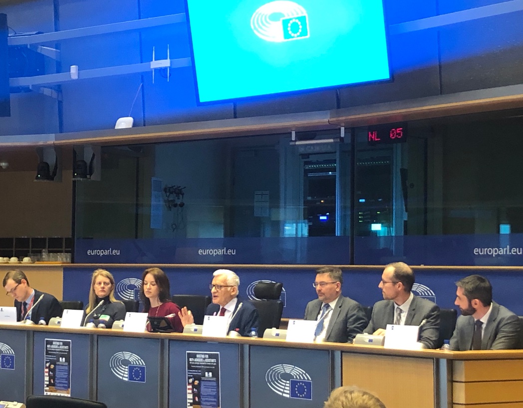 📚 Very interesting briefing for MEPs and @EUparliament advisors organized by @EEF_EnergyForum to better understand gas-related issues 💨❓From #GasMarket’ state-of-the-art to future challenges and opportunities for the #EU 🇪🇺 @JerzyBuzek