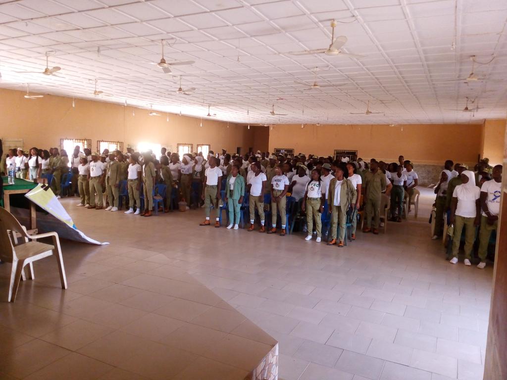 EdoPHEOC's tweet image. Sensitization of #YouthCorpers in Edo Central Senatorial  District on #LassaFever by SMOH , Min Agriculture, Environment, and WHO.
(Lassa is preventable, Treatable and  curable. @NCDCgov @action_edo
@Irowaoaw