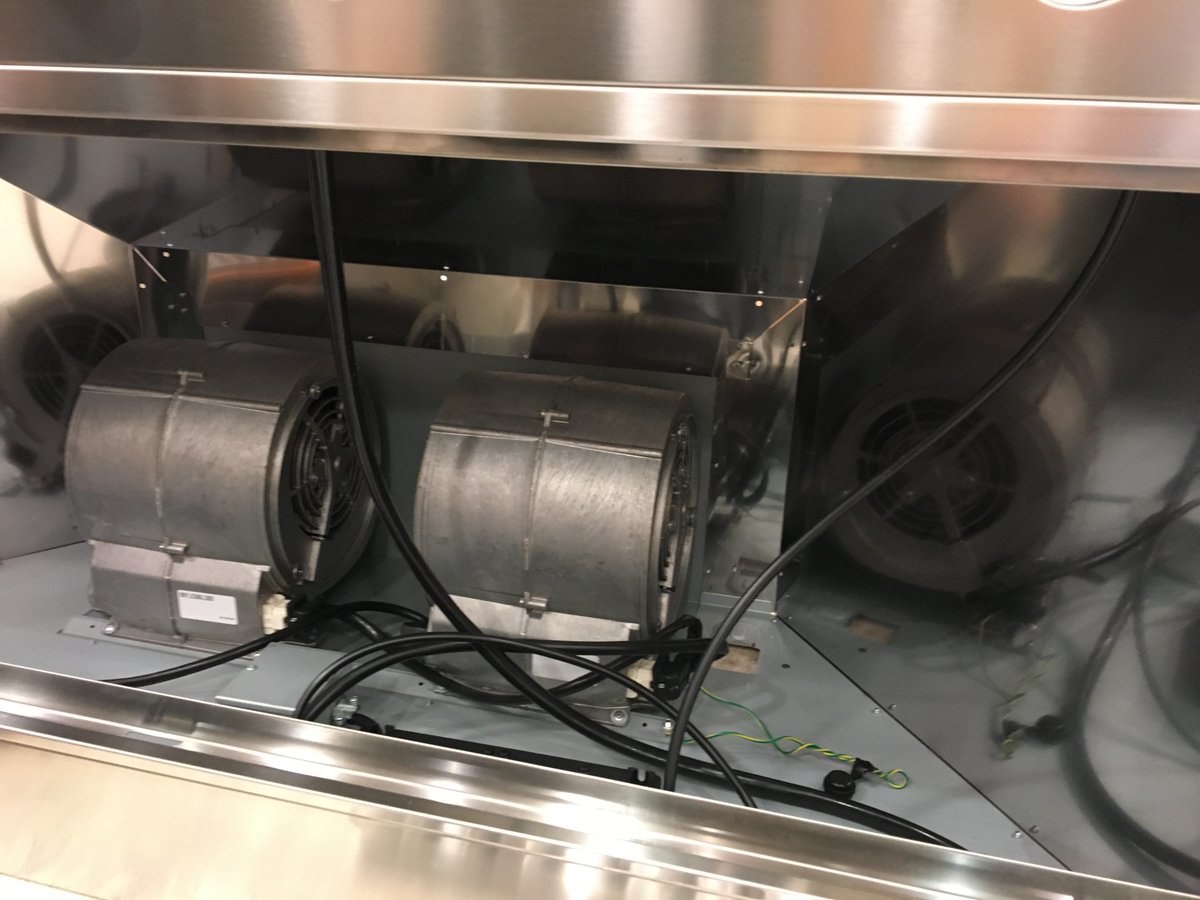 The Camino Pro's dual motors are guaranteed to bring top performance and longevity to any kitchen space!

For more information on this model contact us today!

#faberairmatters