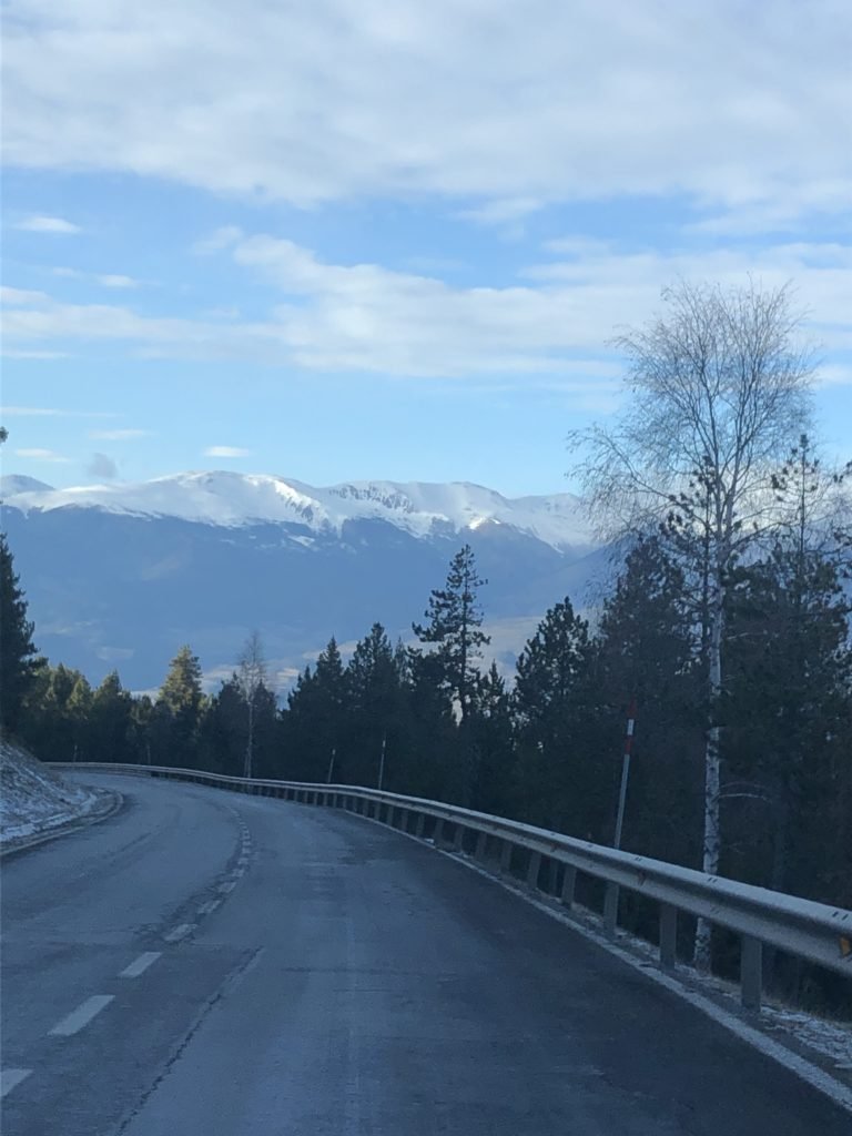 Living in Europe means being close to some of the best skiing spots on the planet. 

So last weekend, we rented a car, filled it with equipment, and set off for the #PyreneesMountains. Driving up a steep, windy mountain road with a thin layer of snow was part of the adventure!